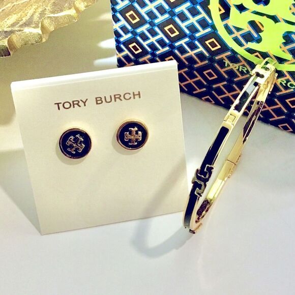 TORY BURCH LACQUERED RAISED LOGO STUD EARRINGS AND BRACELET - Picture 1 of 2